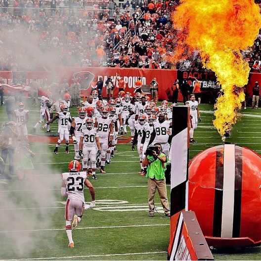 Instagram media by joehaden23 - Living the dream! #GodGivesMeStrength #GoBrowns #100%CLEVELAND #SQUAD