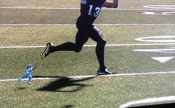 Why is the Browns Christian Kirksey the size of a leprechaun in Madden ’15?