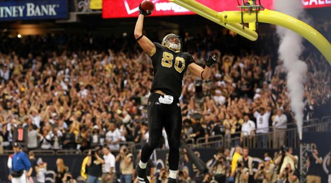 Top 10 NFL Players we’d like to see in a Dunk Contest